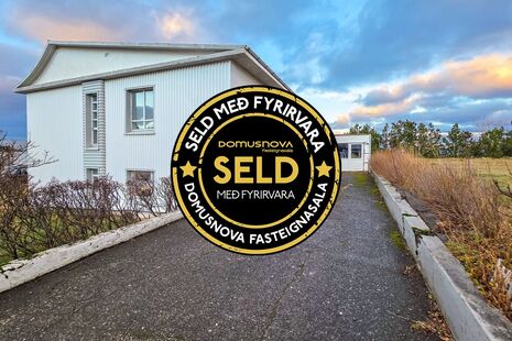 Þorsteinsgata 13, Borgarnes