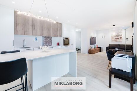 Hverfisgata 92A, Reykjavík