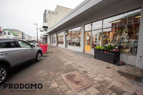 Hafnargata 25, Reykjanesbær