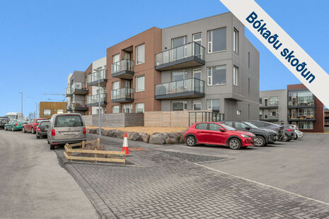 Vinastræti 10, Garðabær