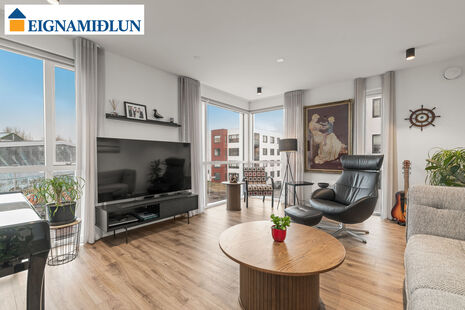 Dugguvogur 15, Reykjavík